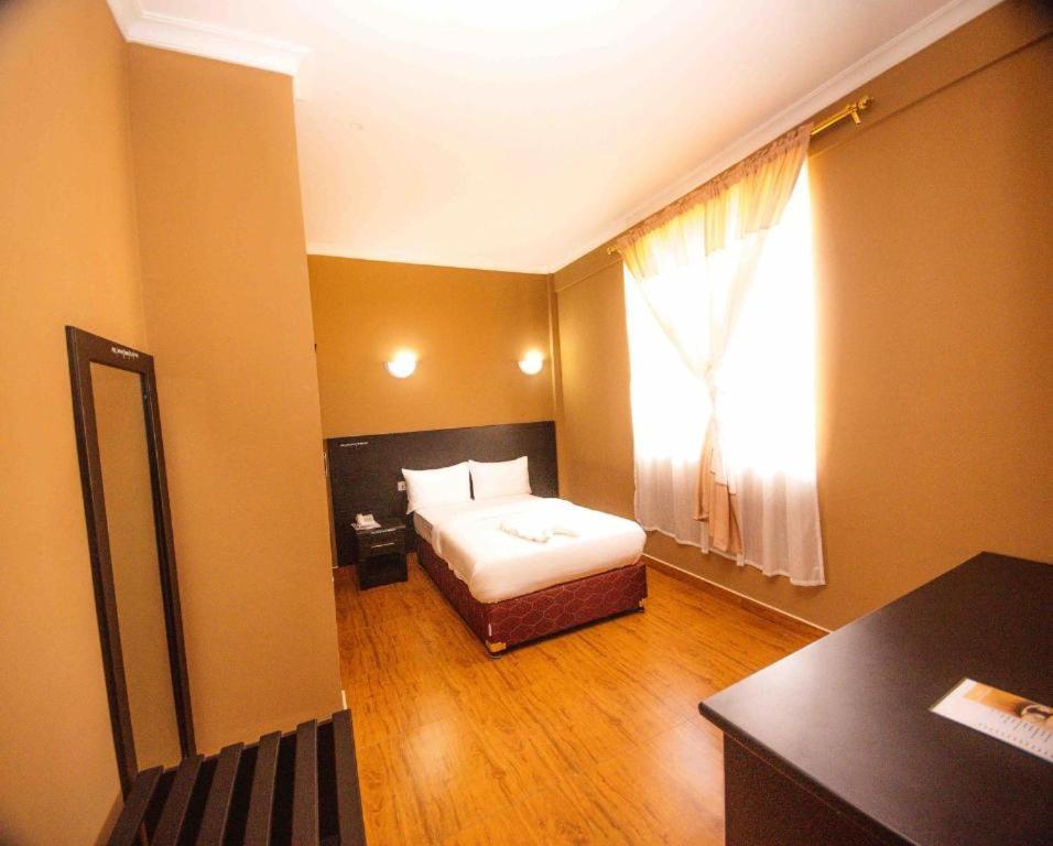 Panone Hotel Boma Boma la Ngombe Exteriör bild
